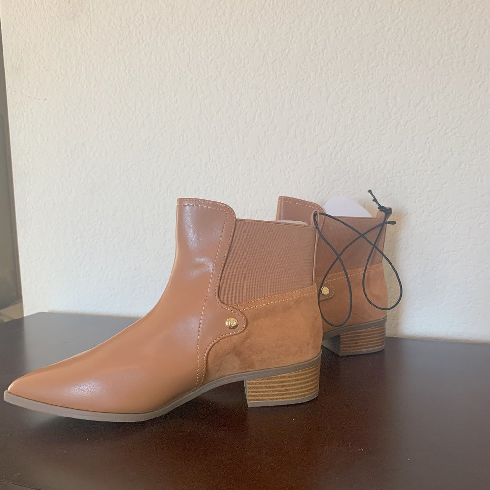 Liz Claiborne Womens Barrington Stacked Heel Booties